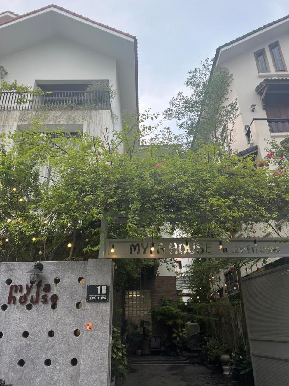 Myfa House Hotell Hue Exteriör bild
